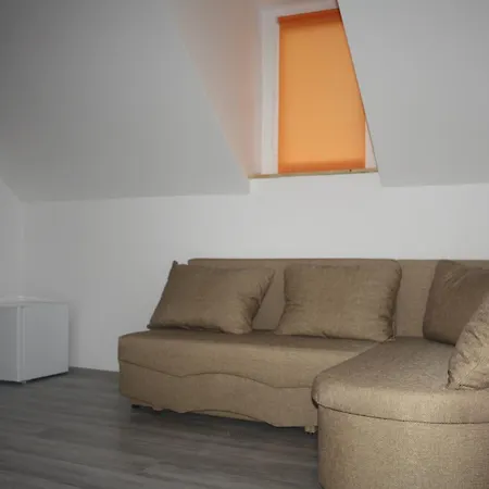 Berkes Vendeghaz לינה וארוחת בוקר Badacsonytördemic