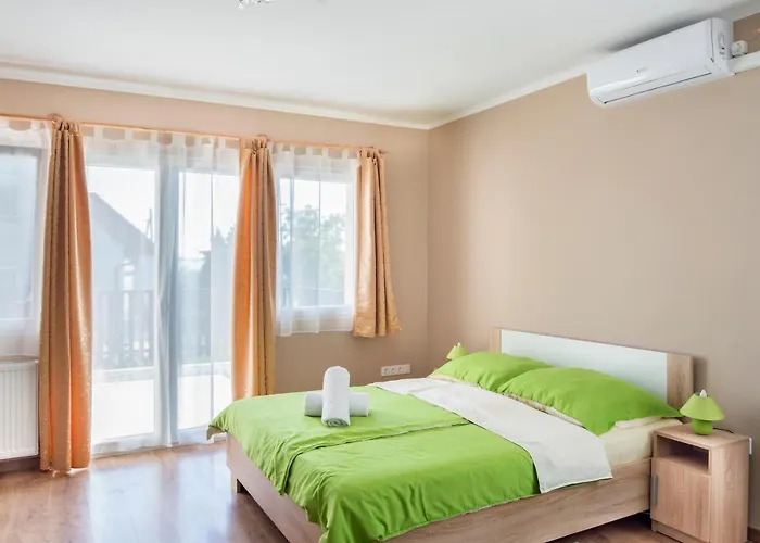 Berkes Vendeghaz Badacsonytördemic