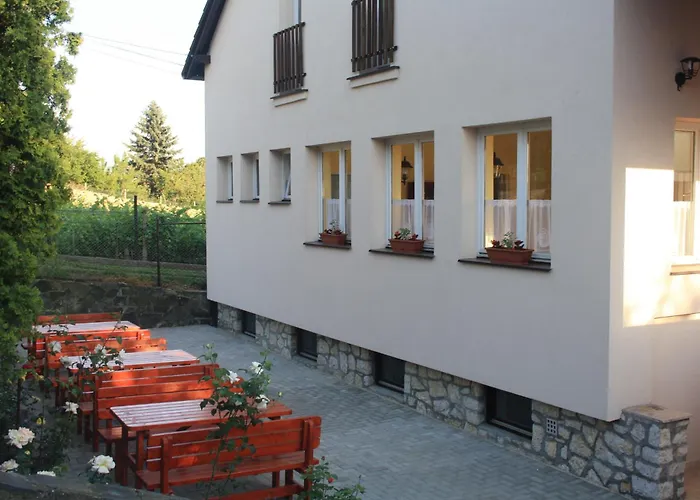 לינה וארוחת בוקר Berkes Vendeghaz 3*