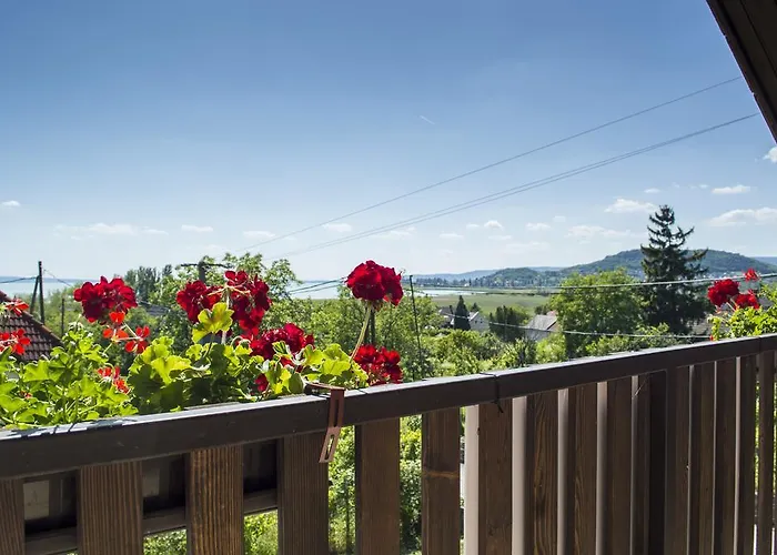 לינה וארוחת בוקר Berkes Vendeghaz 3*